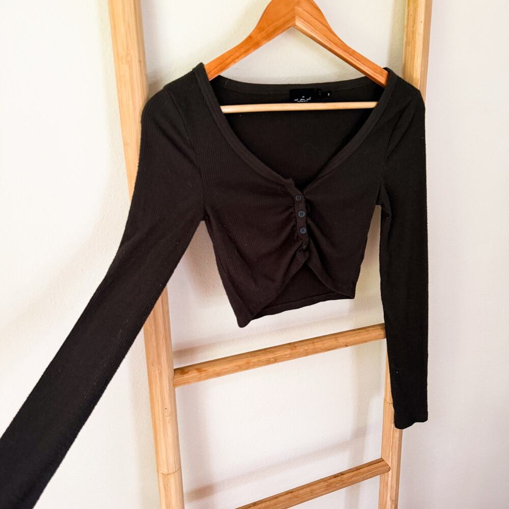 Out From Under Black Ribbed Cropped Henley Top Long Sleeve Size Small - Picture 2 of 5